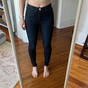 Never worn Everlane “The High Rise” skinny jeans!